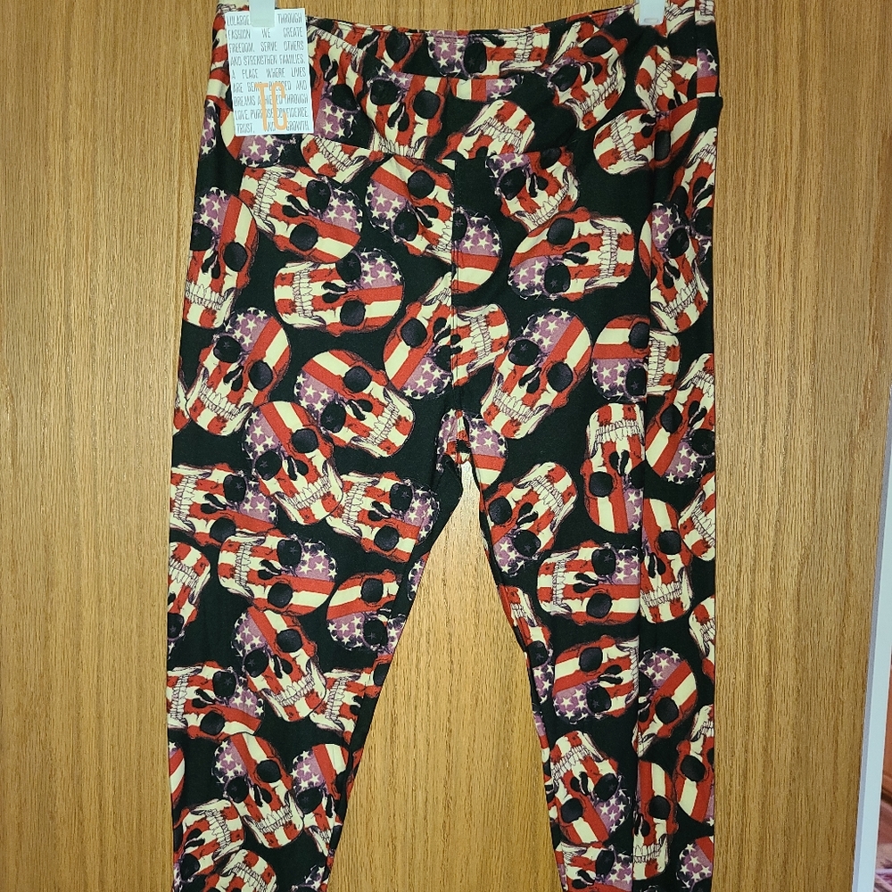 Tc United and Strong Skull leggings lularoe